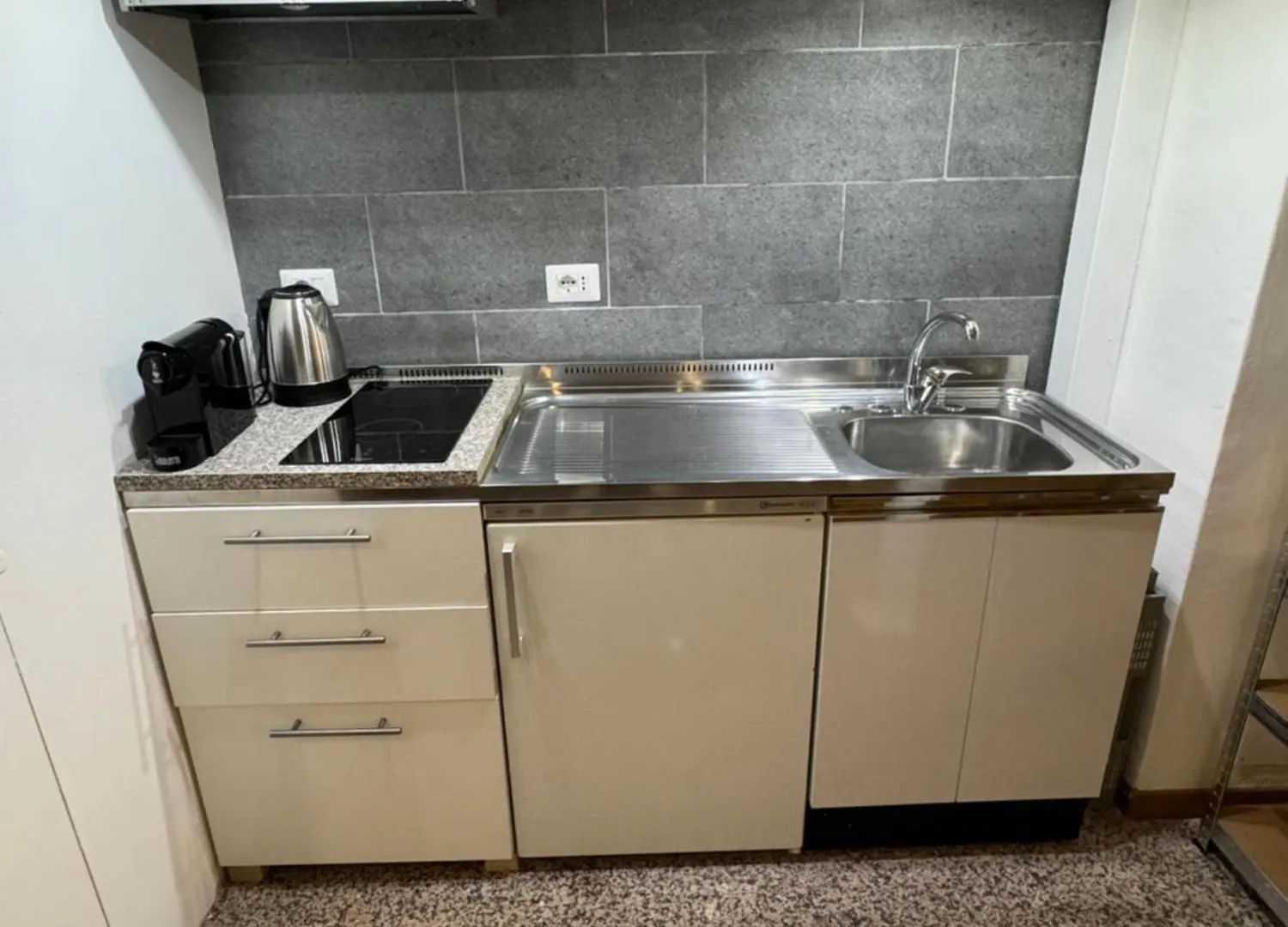 Spazio Susa - Loft Vicino Alla Stazione M4 - Susa Apartment Milan