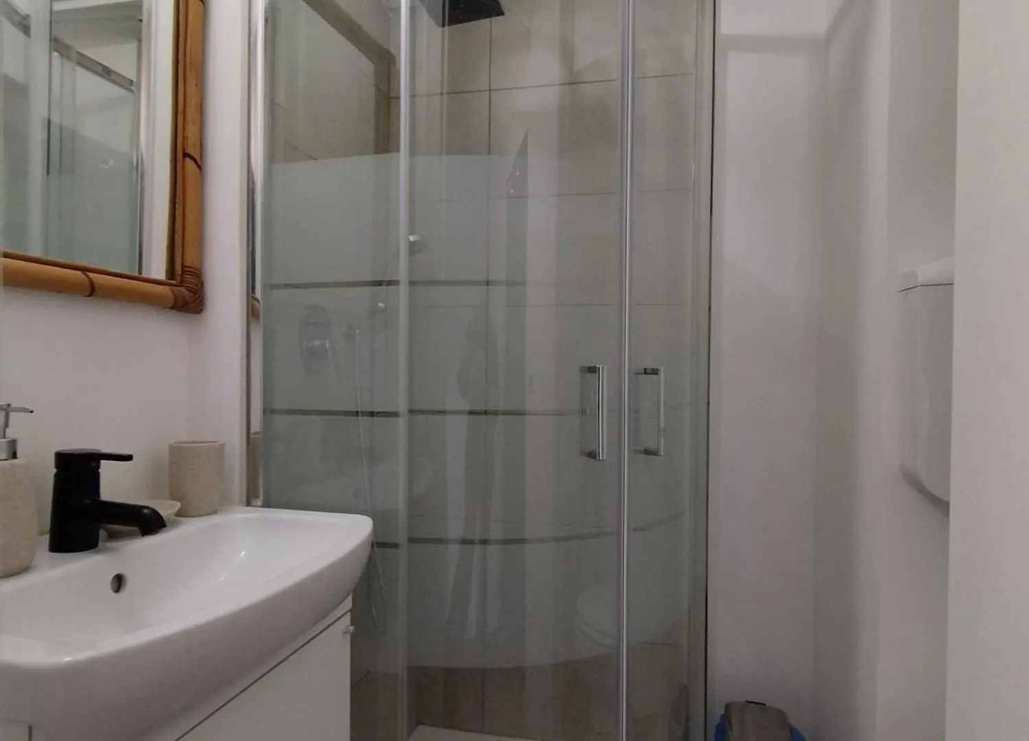 Spazio Susa - Loft Vicino Alla Stazione M4 - Susa Apartment Milan 0*,  Italy